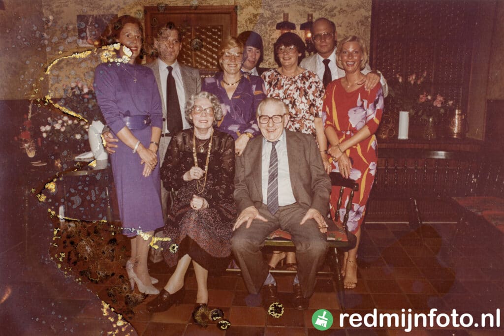 aangetaste foto en beschimmelde foto laten herstellen